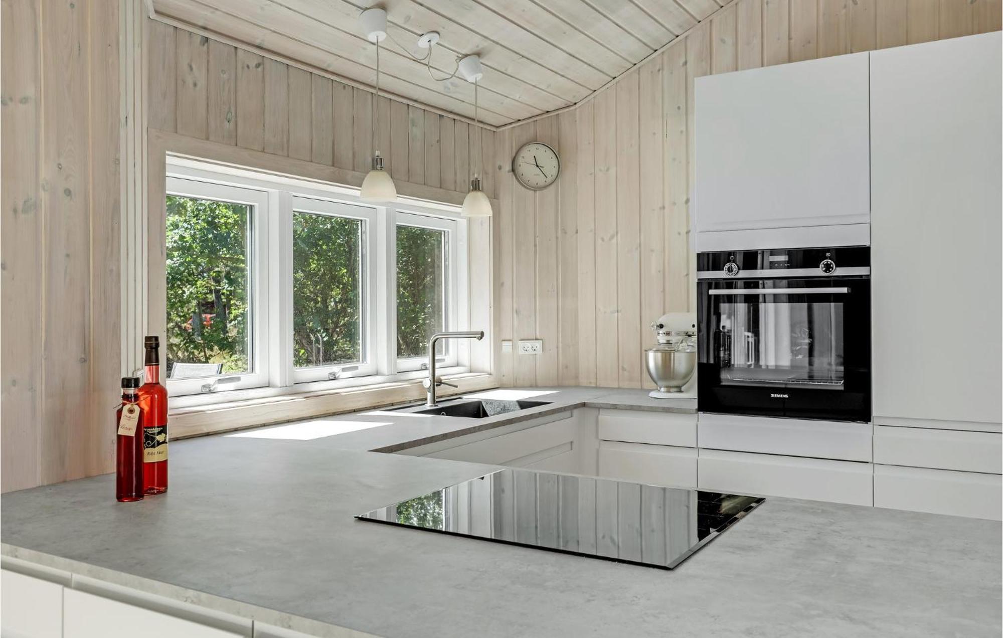 Awesome Home In Nexo With Sauna Snogebaek Bagian luar foto