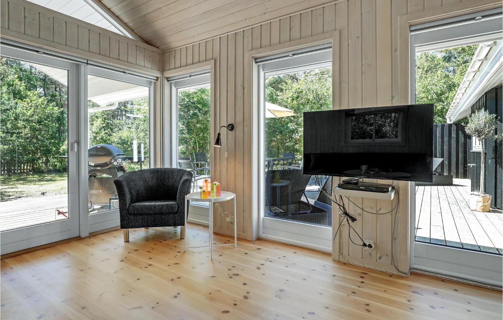 Awesome Home In Nexo With Sauna Snogebaek Bagian luar foto