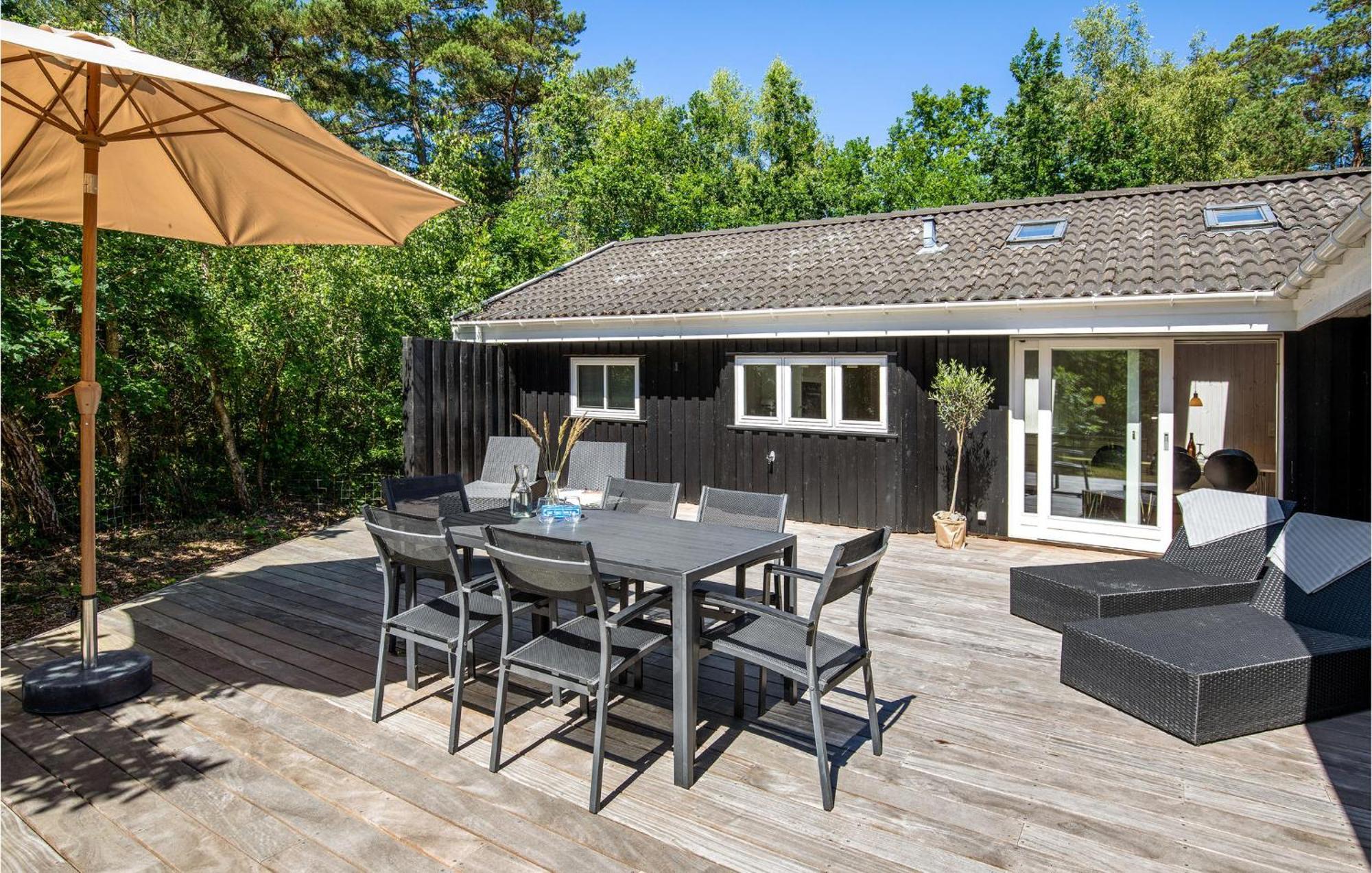 Awesome Home In Nexo With Sauna Snogebaek Bagian luar foto